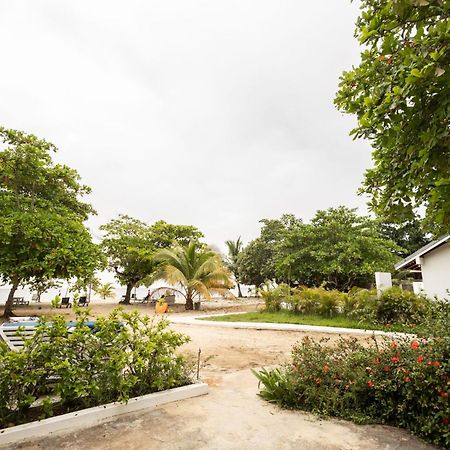 Yellow Bird Sea Negril Exterior foto