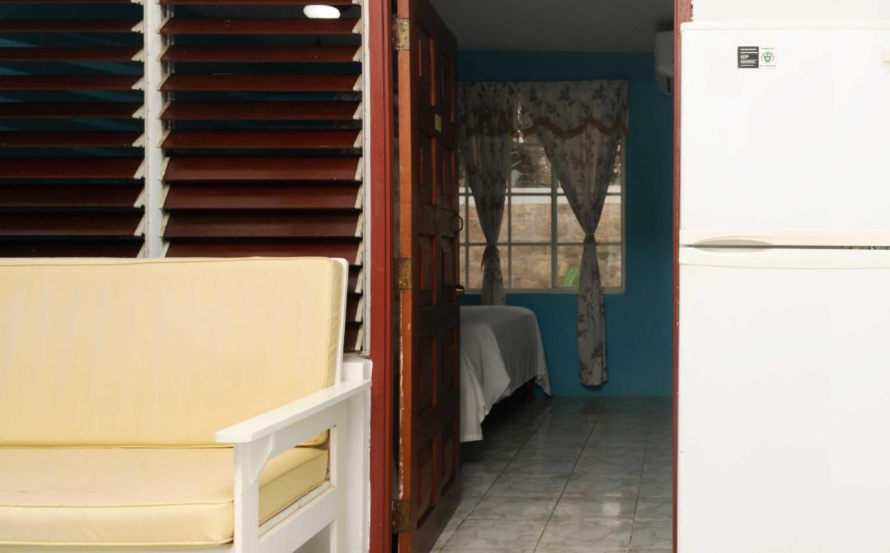 Yellow Bird Sea Negril Exterior foto